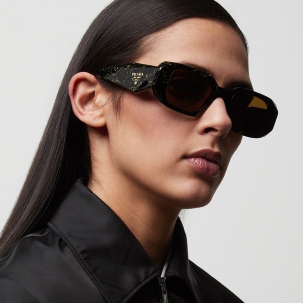NEW PRADA PR17WS GREEN BLACK PRADA SUNGLASSES SPR 17W 19D01T NEW PR 17WS 19D01T